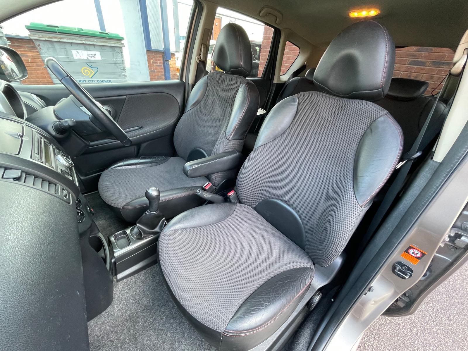 Nissan Note 1.6 16V Tekna Hatchback 5dr Petrol Manual Euro 4 (110 ps)