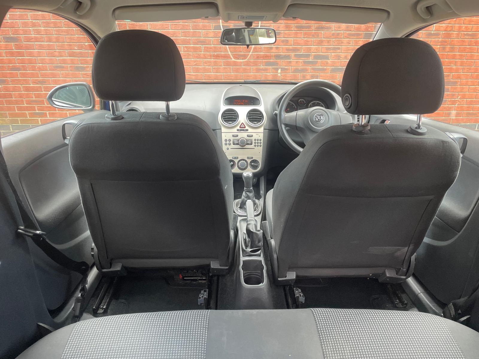 Vauxhall Corsa 1.2i 16v Life Hatchback 3dr Petrol Manual (139 g/km, 79 bhp)