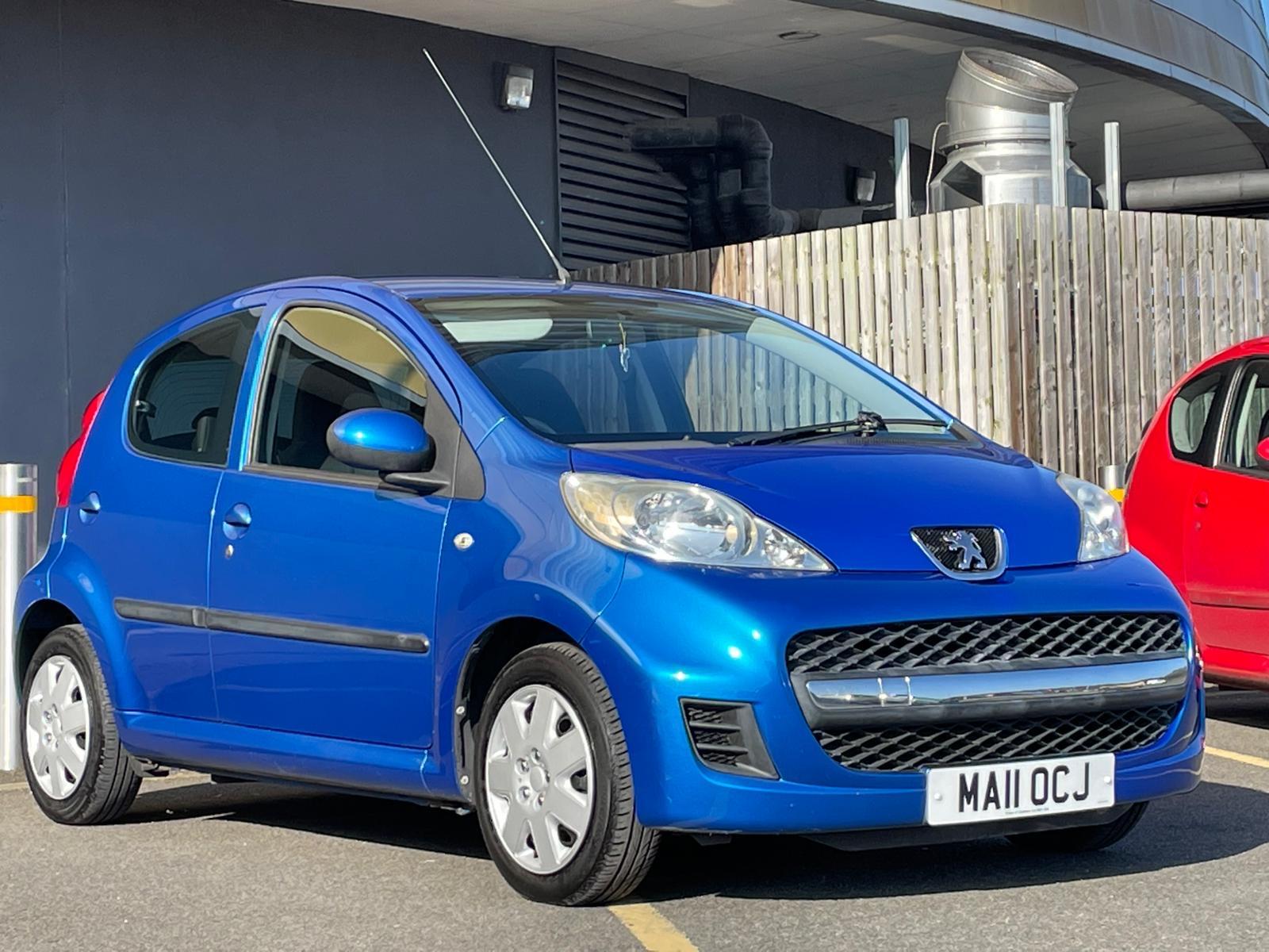 Peugeot 107 1.0 12V Urban Hatchback 5dr Petrol 2 Tronic Euro 5 (68 ps)