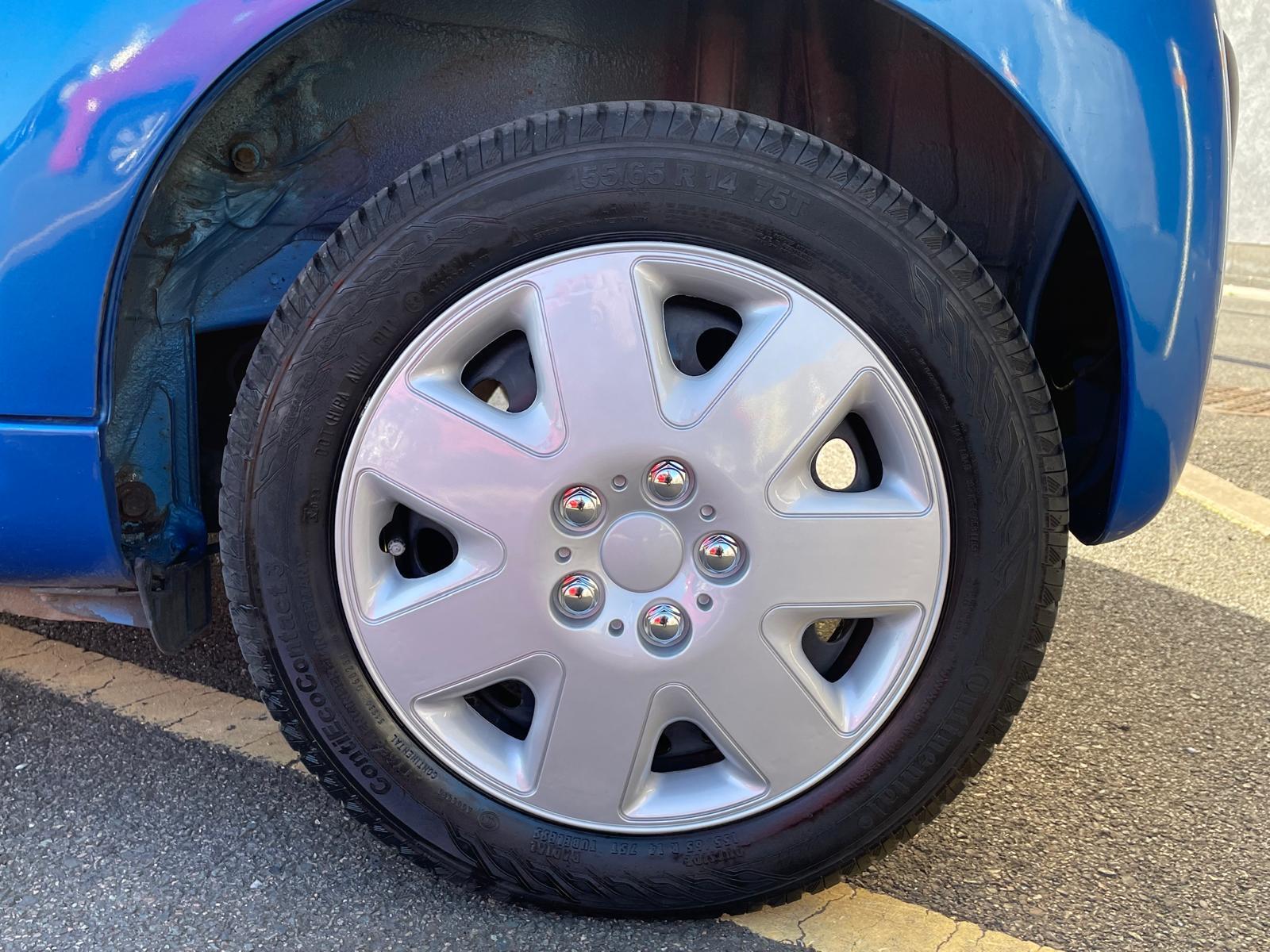 Peugeot 107 1.0 12V Urban Hatchback 5dr Petrol 2 Tronic Euro 5 (68 ps)