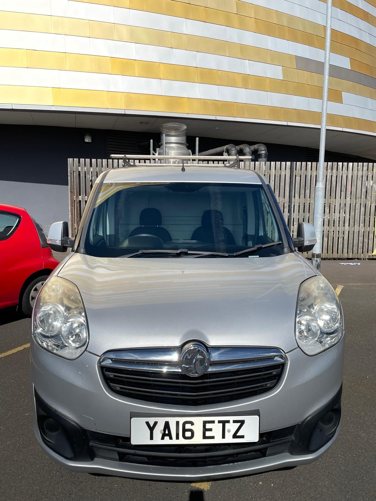 Vauxhall Combo 1.3 CDTi 2000 16v Sportive Panel Van 3dr Diesel Manual FWD L1 H1 (133 g/km, 89 bhp)