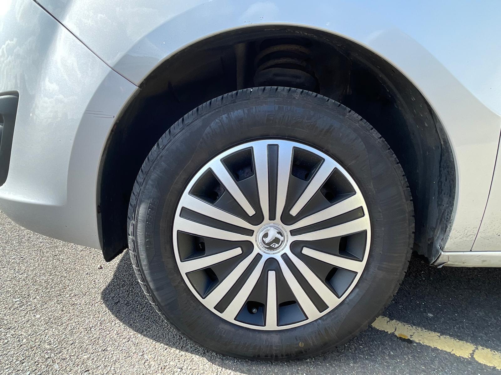 Vauxhall Combo 1.3 CDTi 2000 16v Sportive Panel Van 3dr Diesel Manual FWD L1 H1 (133 g/km, 89 bhp)