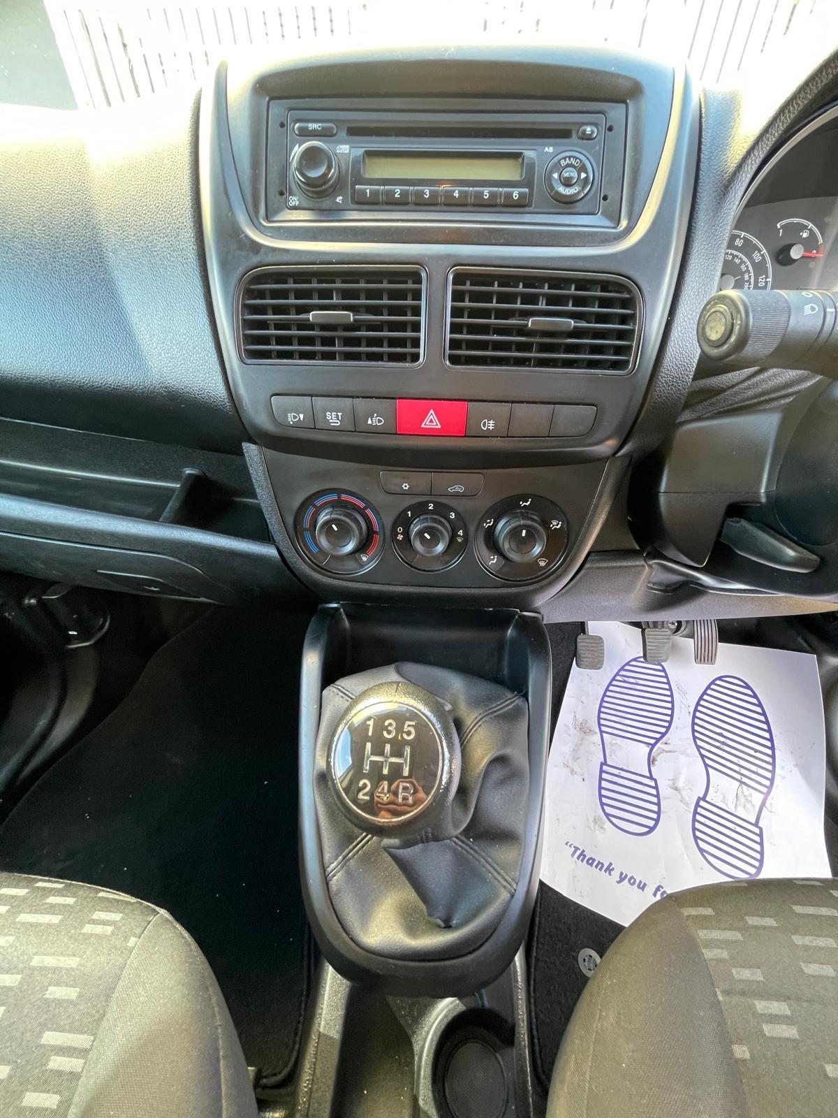 Vauxhall Combo 1.3 CDTi 2000 16v Sportive Panel Van 3dr Diesel Manual FWD L1 H1 (133 g/km, 89 bhp)