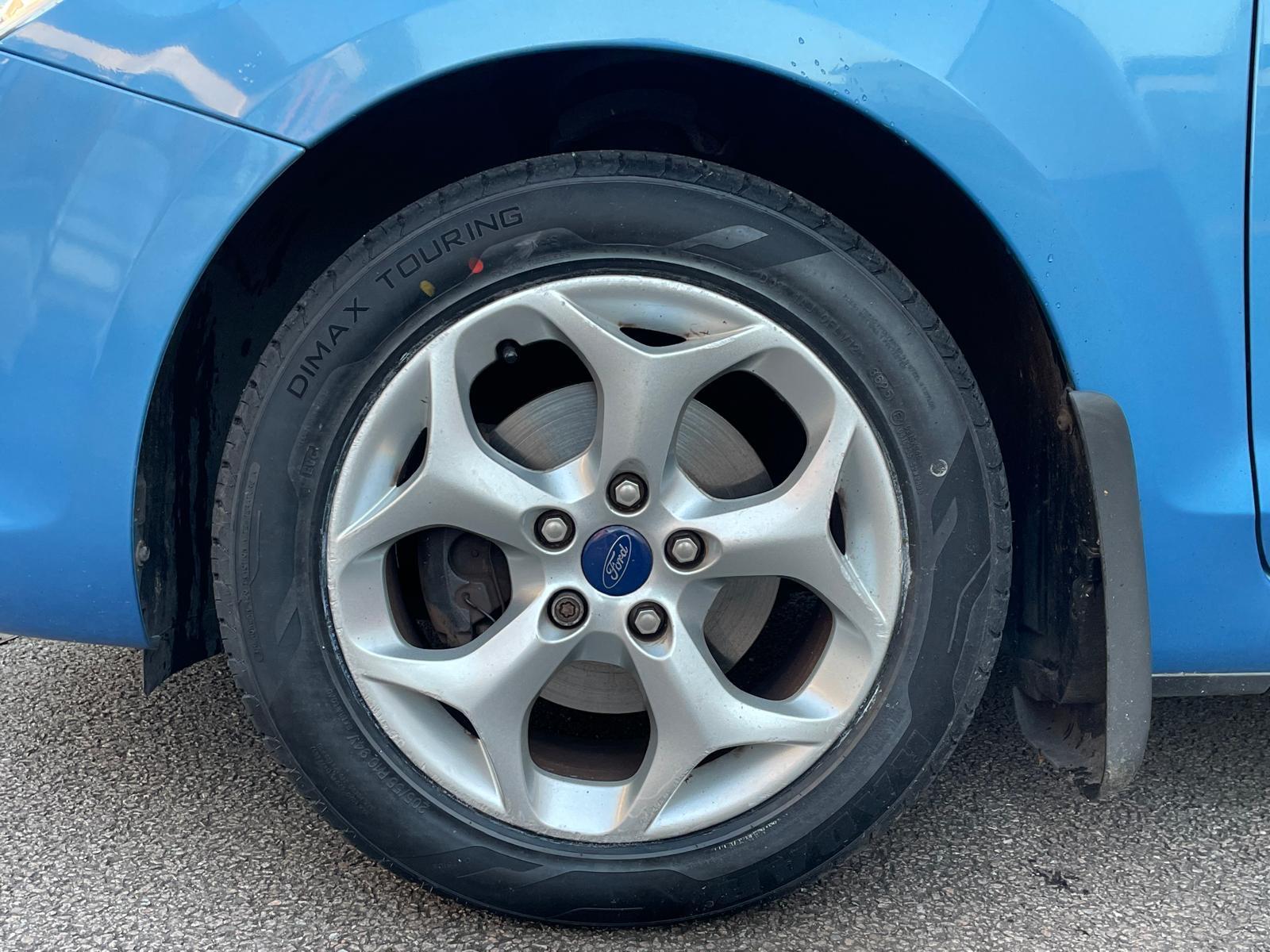 Ford Focus 1.6 Sport Hatchback 5dr Petrol Manual (159 g/km, 99 bhp)