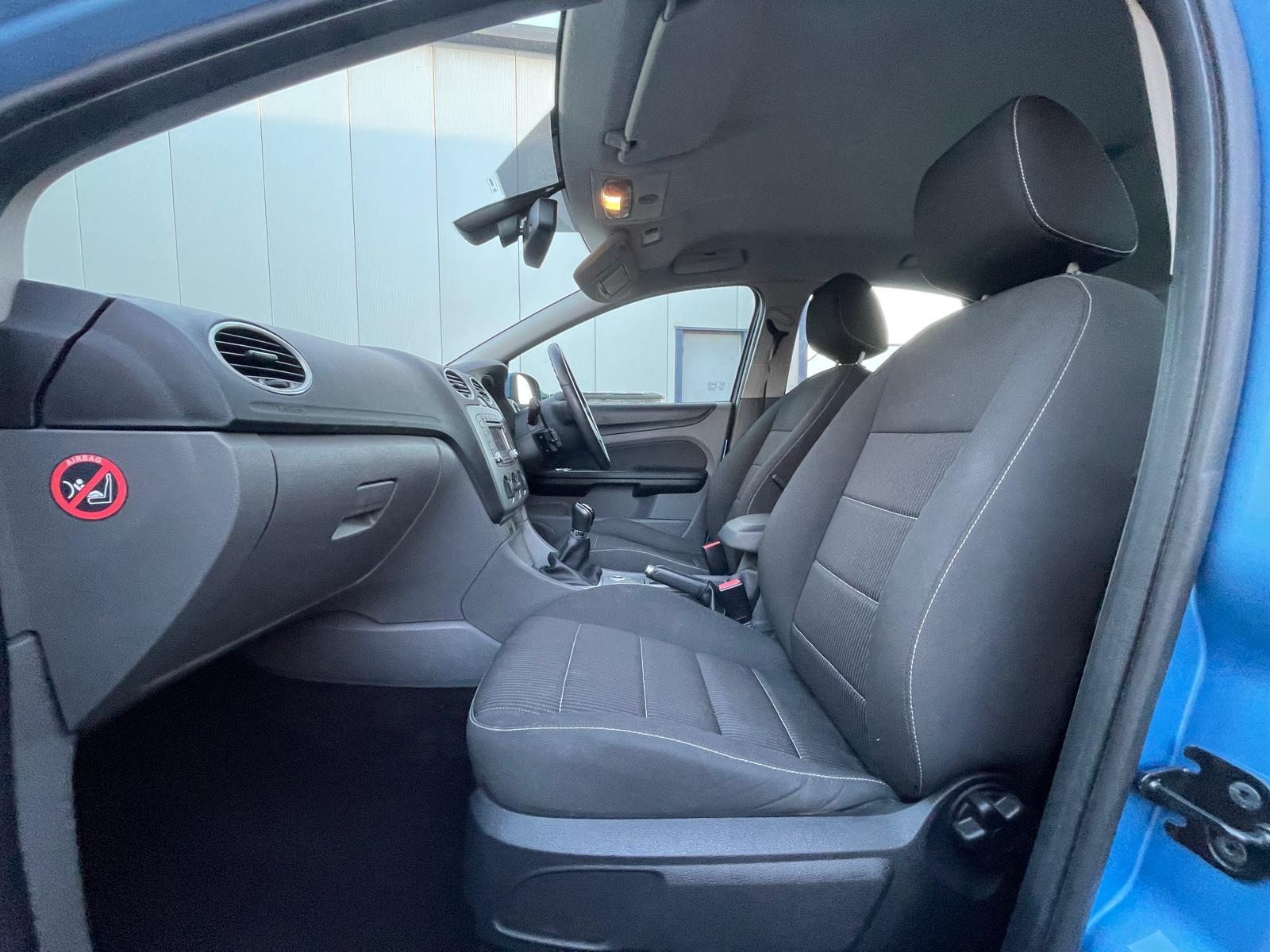 Ford Focus 1.6 Sport Hatchback 5dr Petrol Manual (159 g/km, 99 bhp)