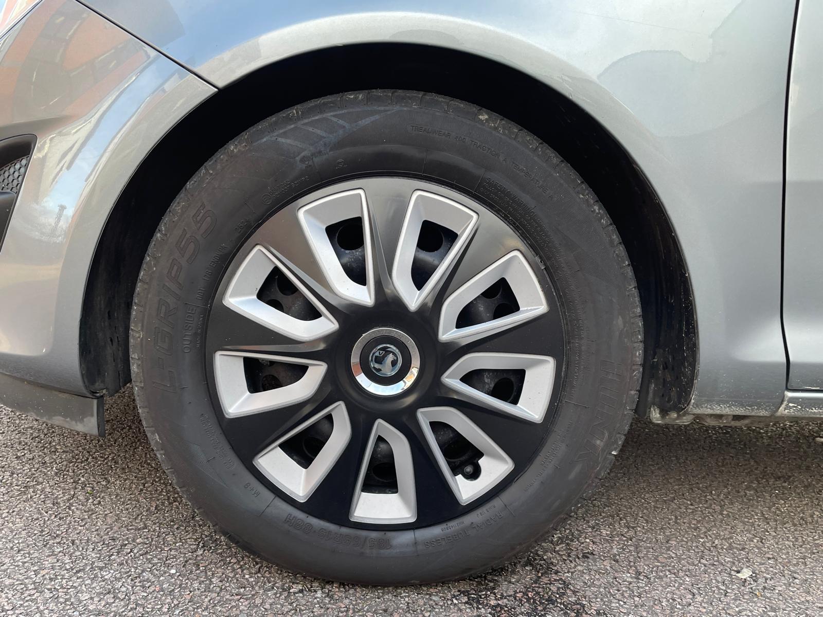 Vauxhall Corsa 1.3 CDTi ecoFLEX Exclusiv Hatchback 5dr Diesel Manual Euro 5 (s/s) (A/C) (95 ps)