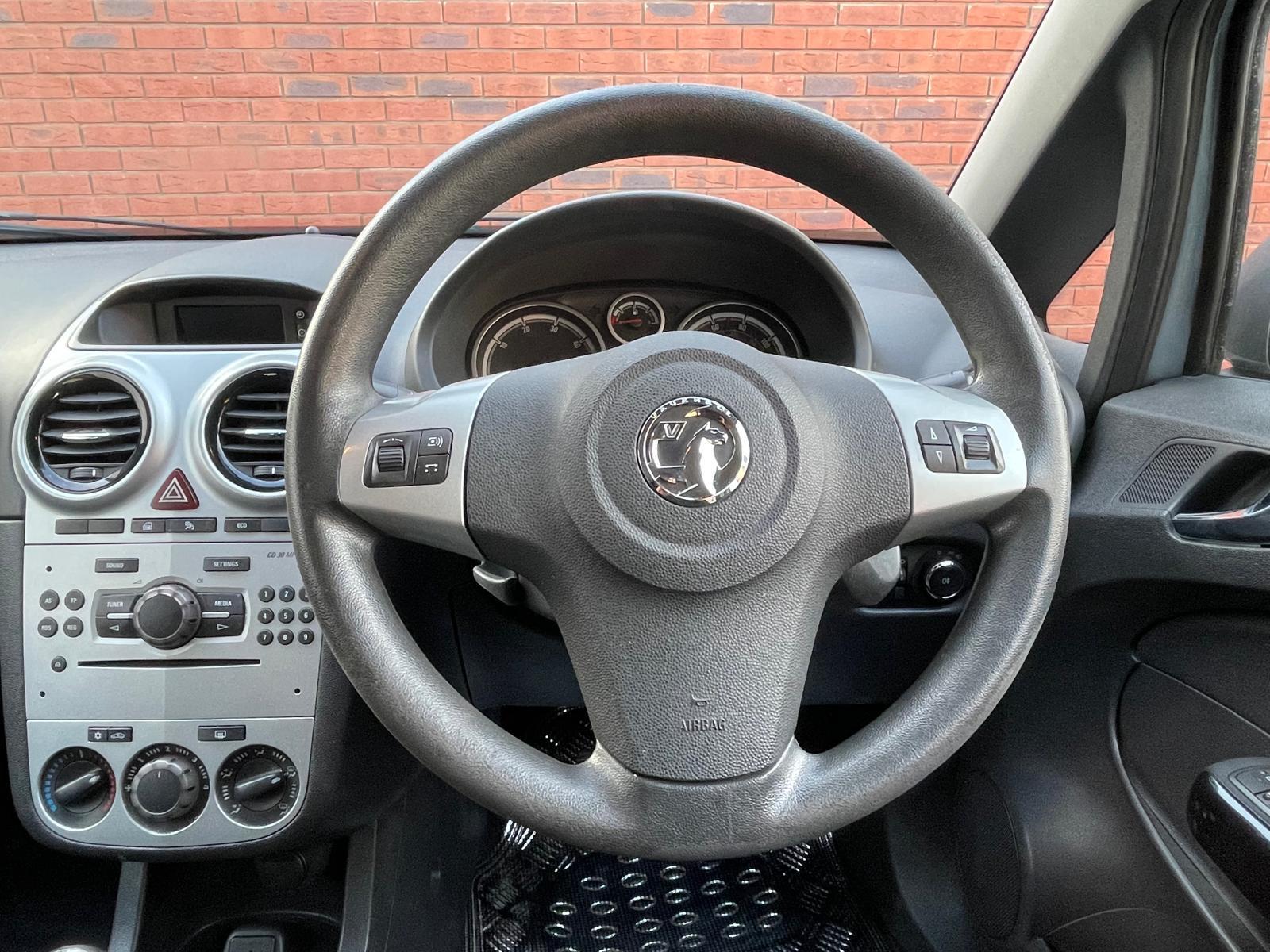 Vauxhall Corsa 1.3 CDTi ecoFLEX Exclusiv Hatchback 5dr Diesel Manual Euro 5 (s/s) (A/C) (95 ps)