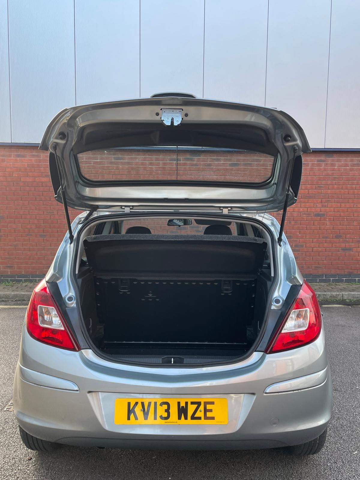 Vauxhall Corsa 1.3 CDTi ecoFLEX Exclusiv Hatchback 5dr Diesel Manual Euro 5 (s/s) (A/C) (95 ps)