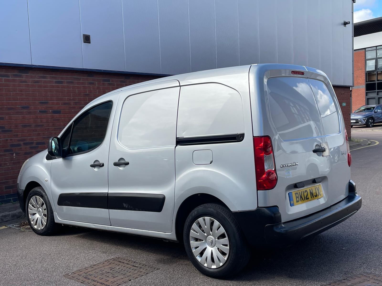 Citroen Berlingo 1.6 HDi 625 LX Panel Van 5dr Diesel Manual L1 (s/s) (140 g/km, 90 bhp)
