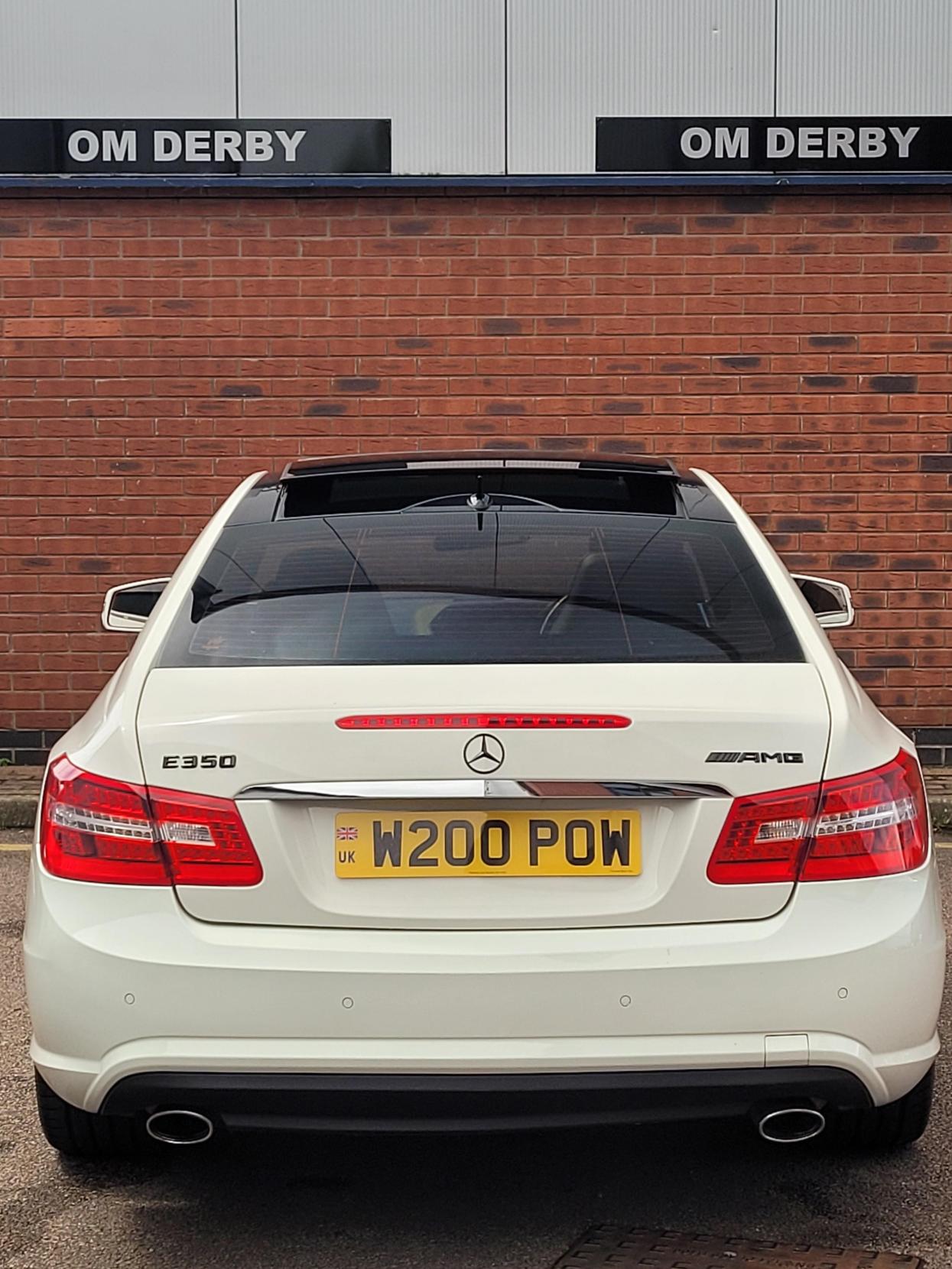 Mercedes-Benz E Class 3.0 E350 CDI V6 BlueEfficiency Sport Coupe 2dr Diesel G-Tronic Euro 5 (231 ps)