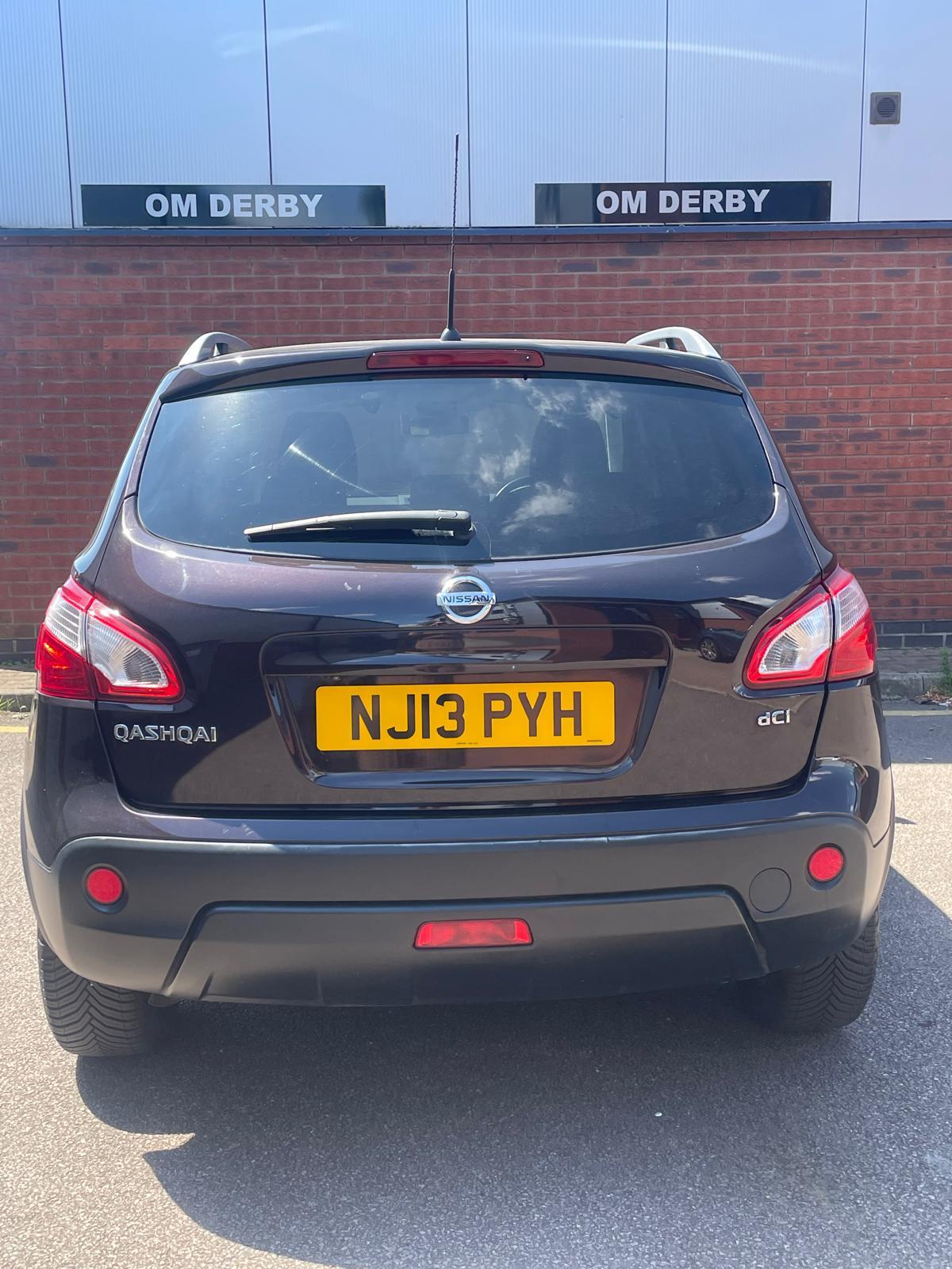 Nissan Qashqai 1.5 dCi n-tec+ SUV 5dr Diesel Manual 2WD Euro 5 (110 ps)