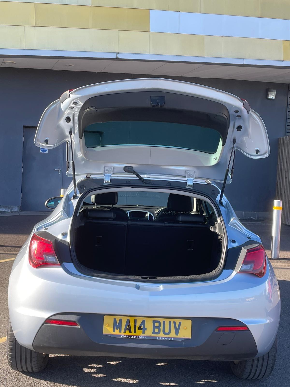 Vauxhall Astra GTC 1.4T 16V SRi Coupe 3dr Petrol Manual Euro 5 (s/s) (120 ps)