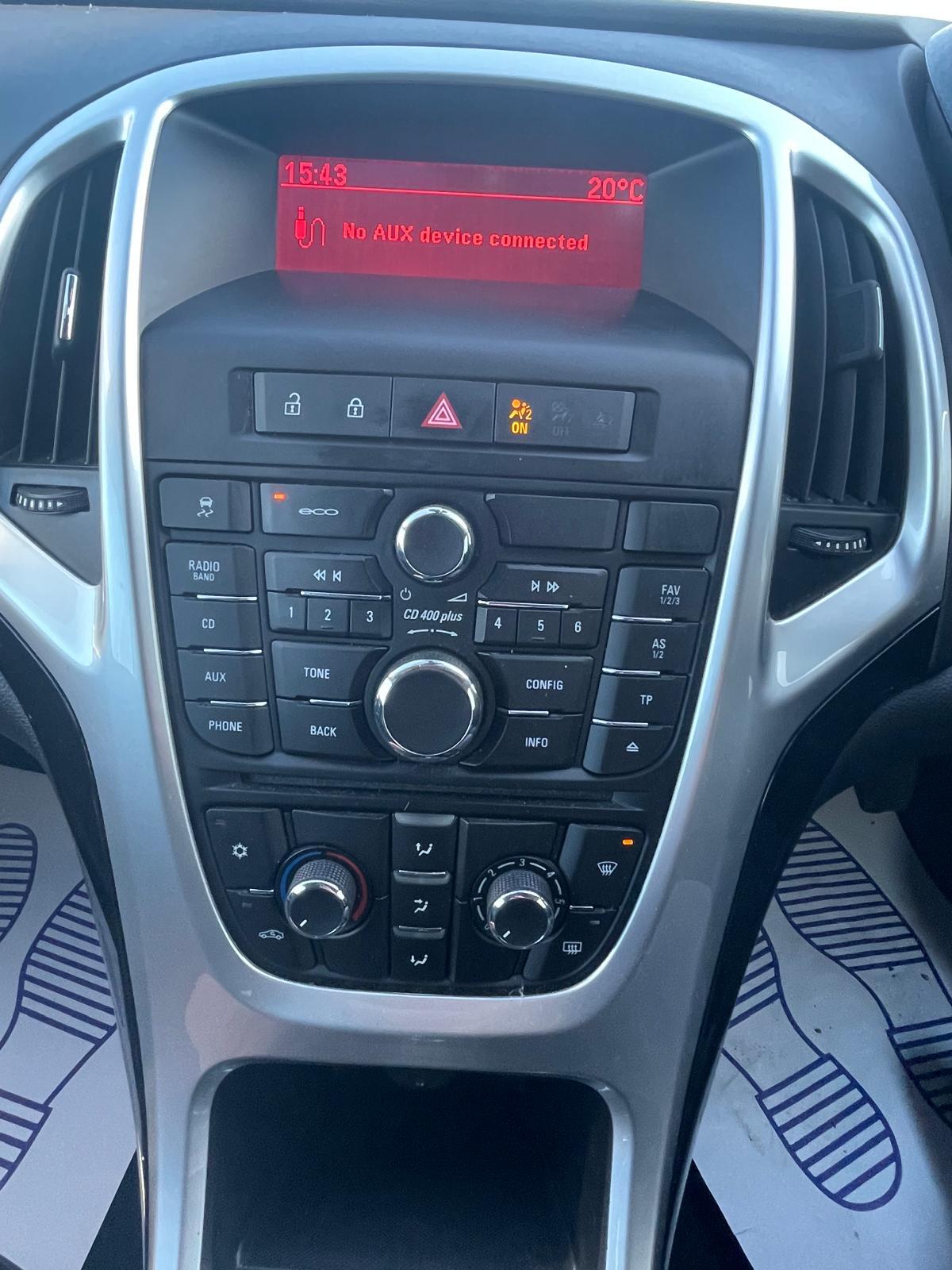 Vauxhall Astra GTC 1.4T 16V SRi Coupe 3dr Petrol Manual Euro 5 (s/s) (120 ps)