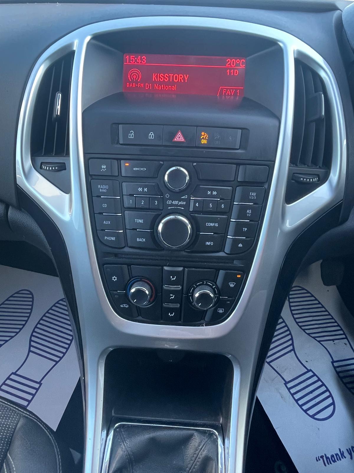 Vauxhall Astra GTC 1.4T 16V SRi Coupe 3dr Petrol Manual Euro 5 (s/s) (120 ps)