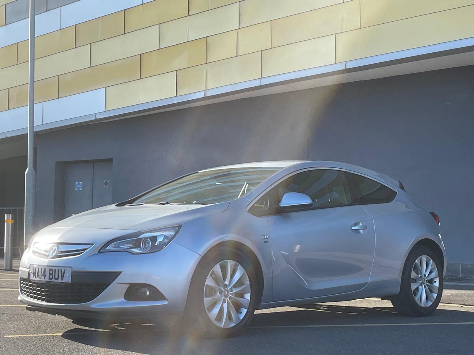 Vauxhall Astra GTC 1.4T 16V SRi Coupe 3dr Petrol Manual Euro 5 (s/s) (120 ps)