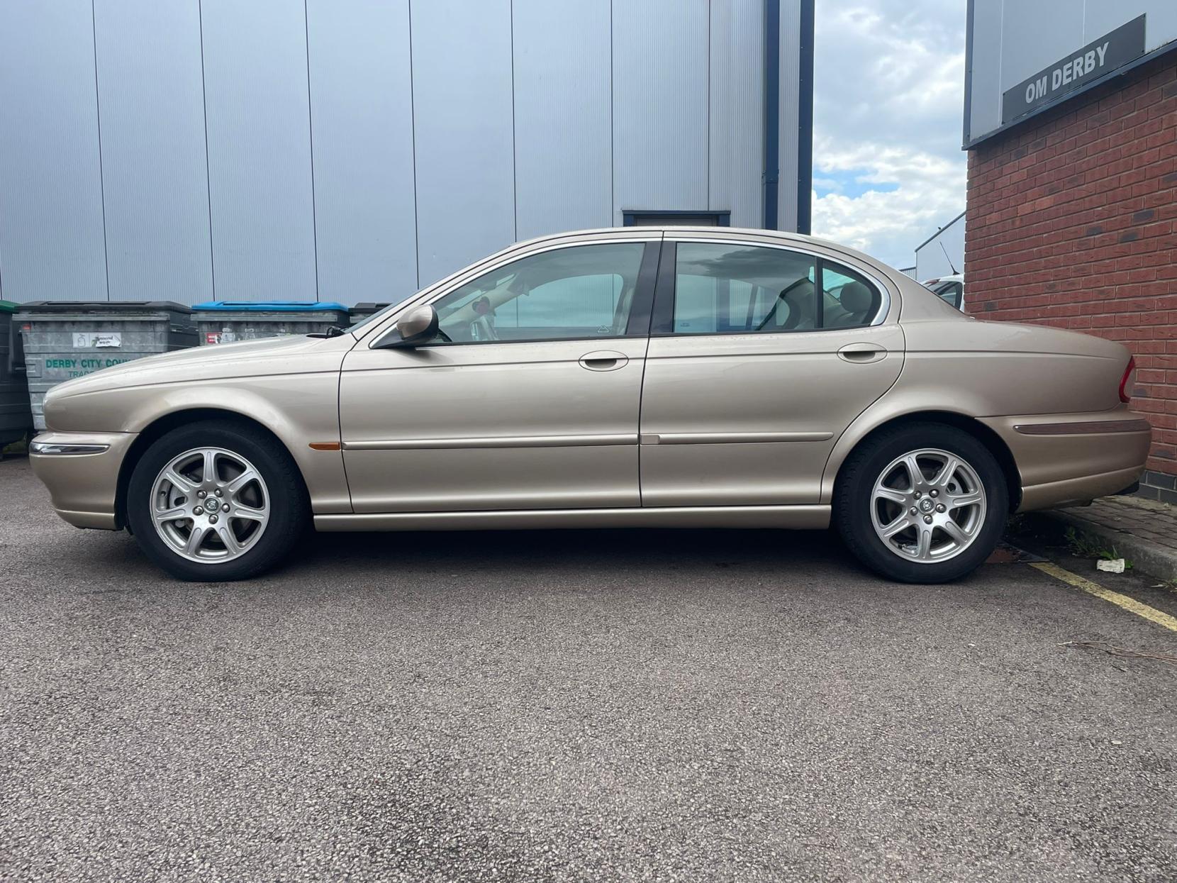 Jaguar X-Type 2.1 V6 SE Saloon 4dr Petrol Automatic (239 g/km, 157 bhp)