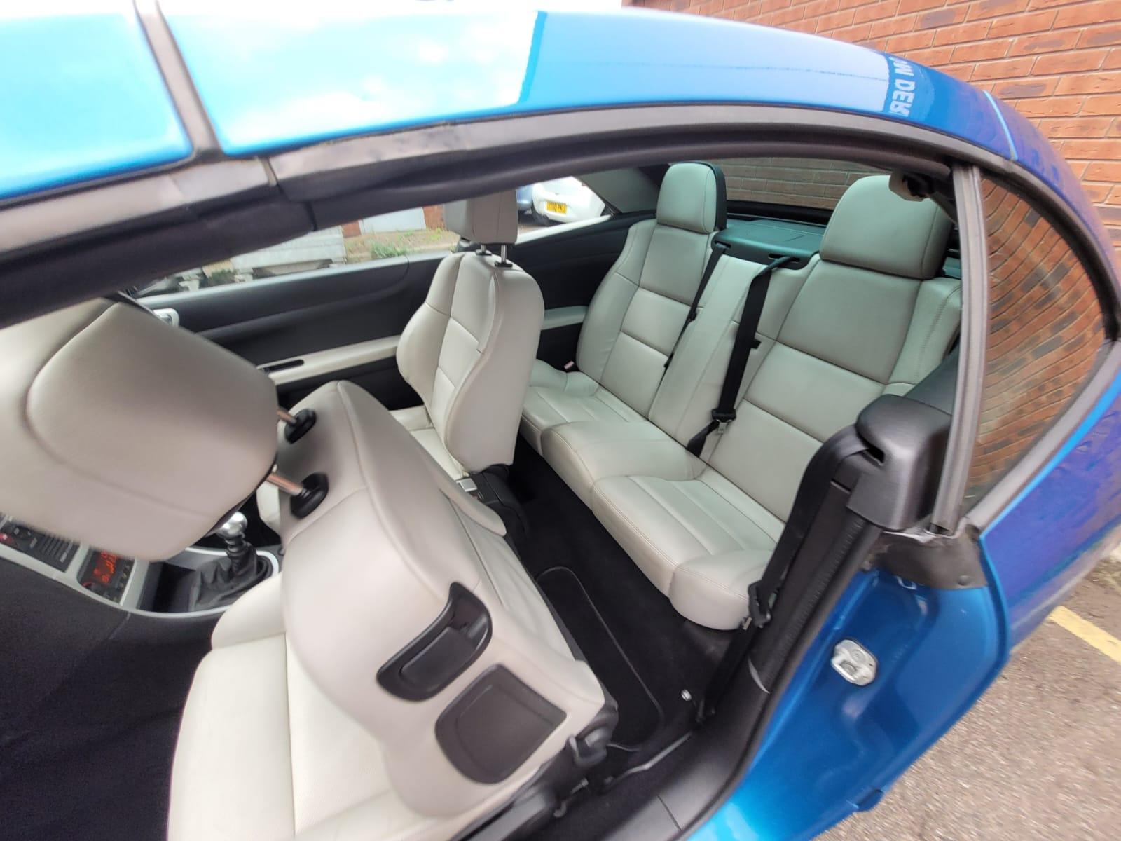 Peugeot 307 CC 2.0 HDi S Convertible 2dr Diesel Manual (159 g/km, 134.1 bhp)