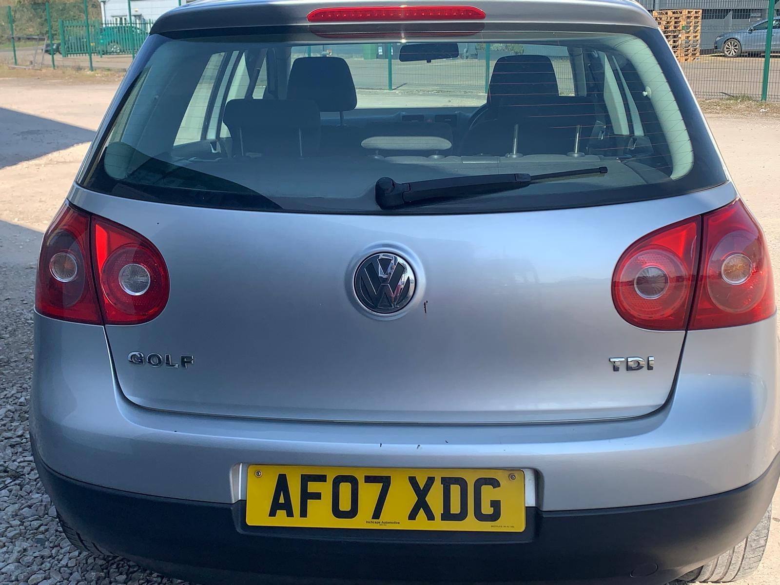 Volkswagen Golf 1.9 TDI S Hatchback 5dr Diesel Manual (143 g/km, 103 bhp)