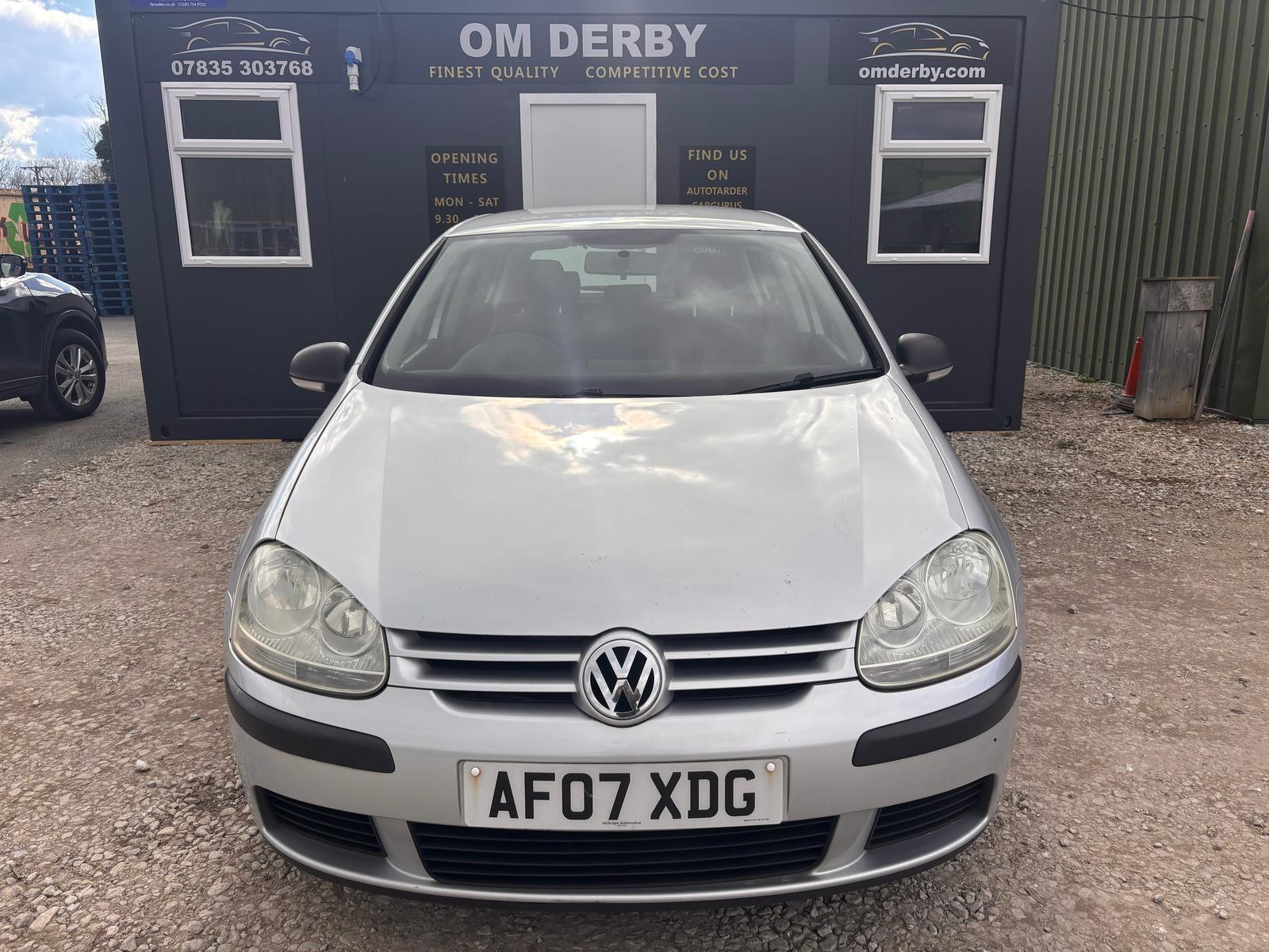 Volkswagen Golf 1.9 TDI S Hatchback 5dr Diesel Manual (143 g/km, 103 bhp)