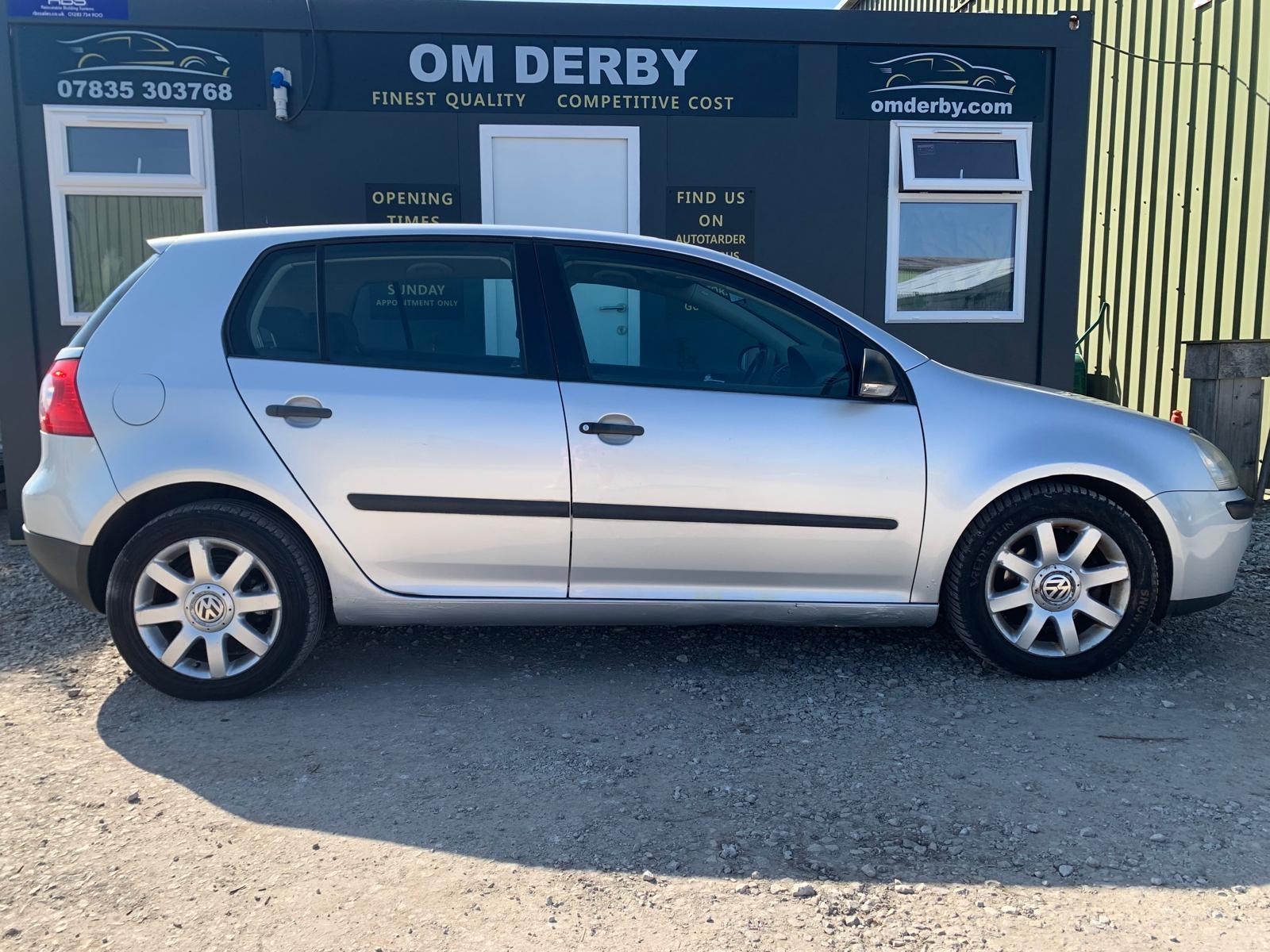 Volkswagen Golf 1.9 TDI S Hatchback 5dr Diesel Manual (143 g/km, 103 bhp)