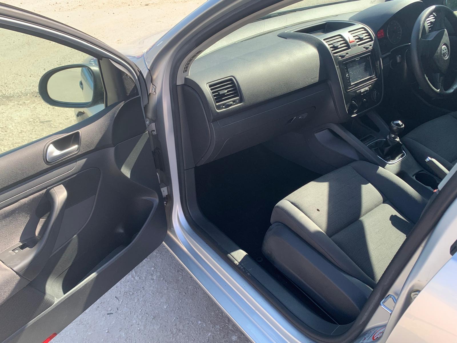 Volkswagen Golf 1.9 TDI S Hatchback 5dr Diesel Manual (143 g/km, 103 bhp)