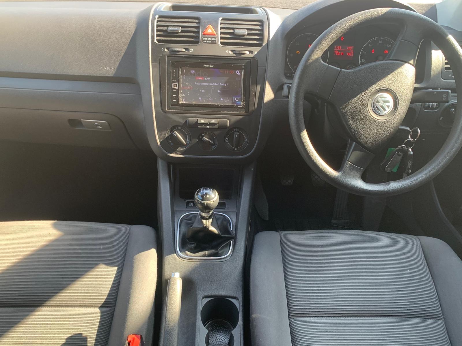 Volkswagen Golf 1.9 TDI S Hatchback 5dr Diesel Manual (143 g/km, 103 bhp)