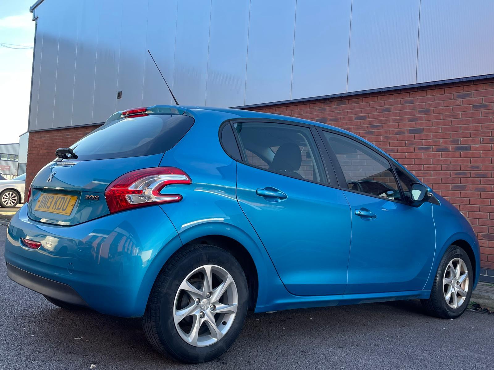 Peugeot 208 1.0 VTi Active Hatchback 5dr Petrol Manual Euro 5 (68 ps)