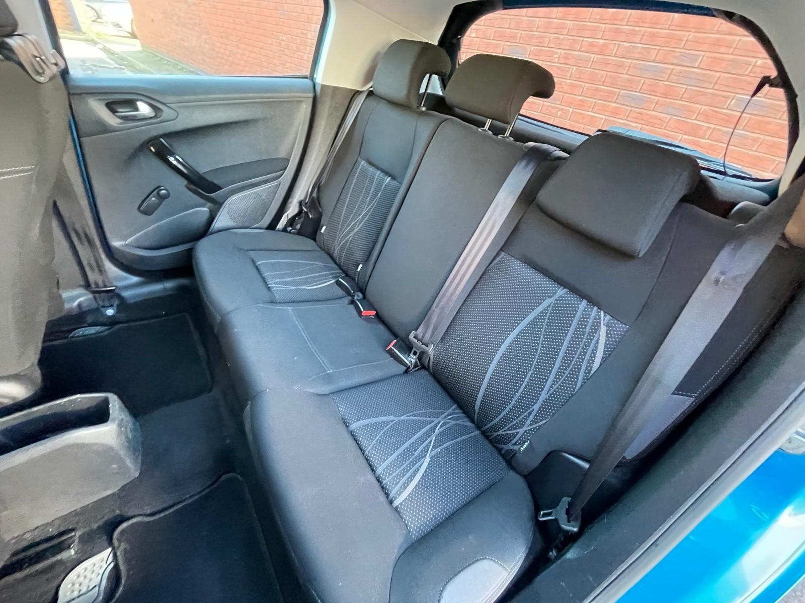 Peugeot 208 1.0 VTi Active Hatchback 5dr Petrol Manual Euro 5 (68 ps)