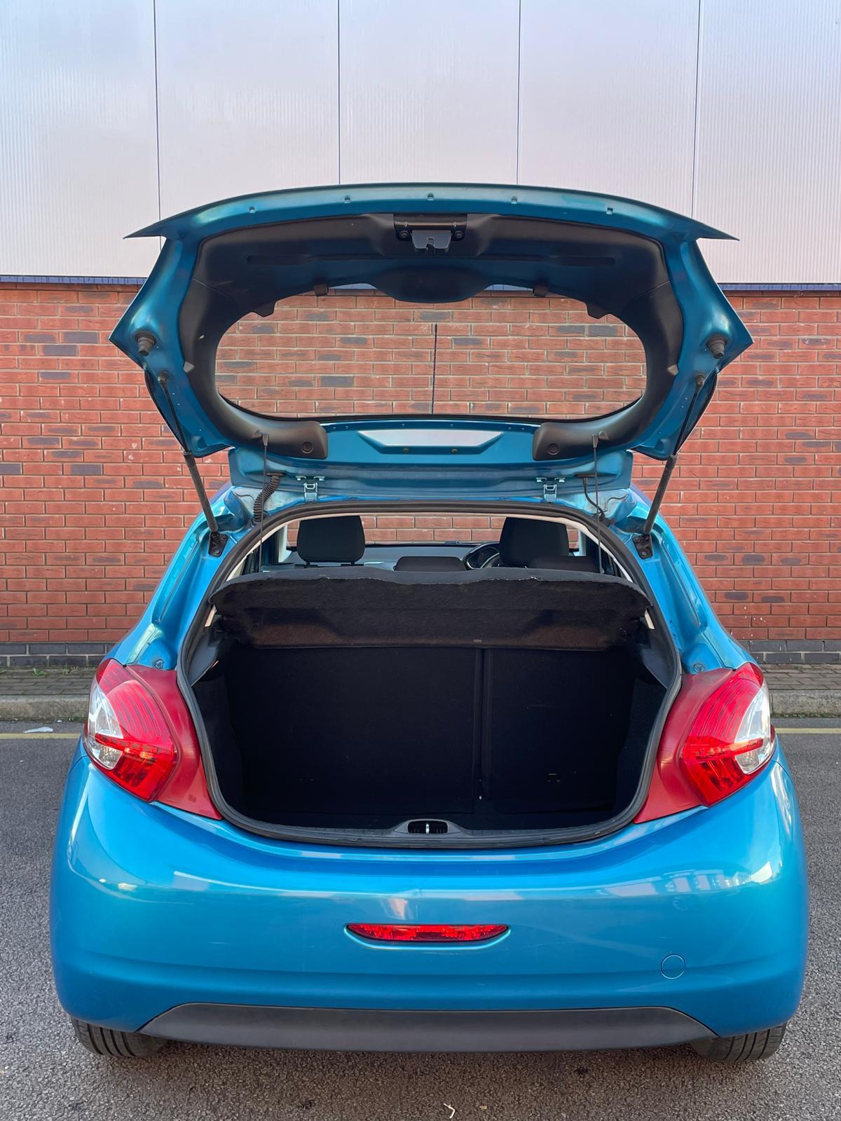 Peugeot 208 1.0 VTi Active Hatchback 5dr Petrol Manual Euro 5 (68 ps)