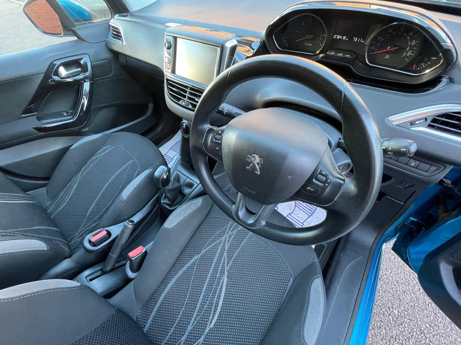 Peugeot 208 1.0 VTi Active Hatchback 5dr Petrol Manual Euro 5 (68 ps)