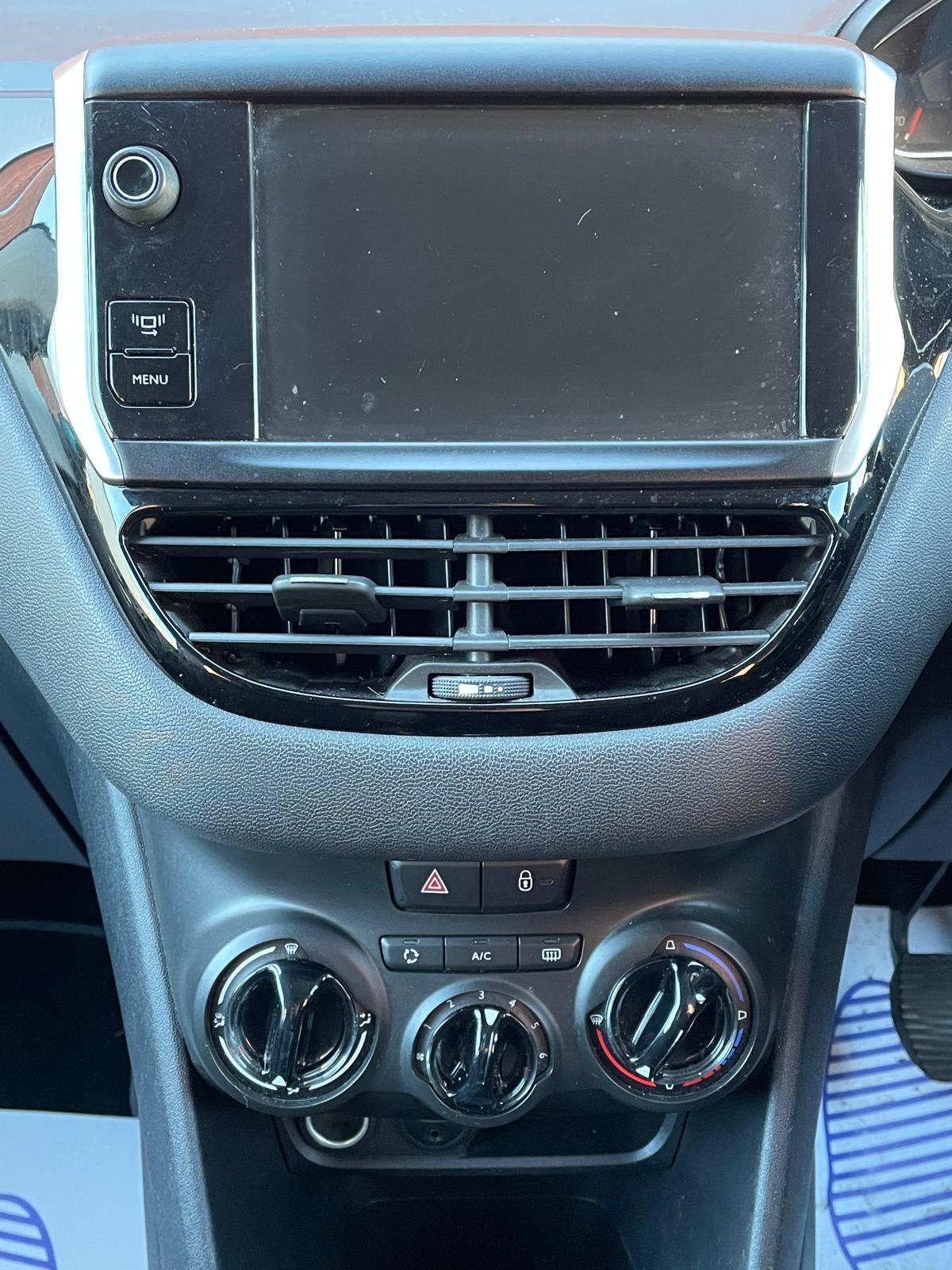 Peugeot 208 1.0 VTi Active Hatchback 5dr Petrol Manual Euro 5 (68 ps)