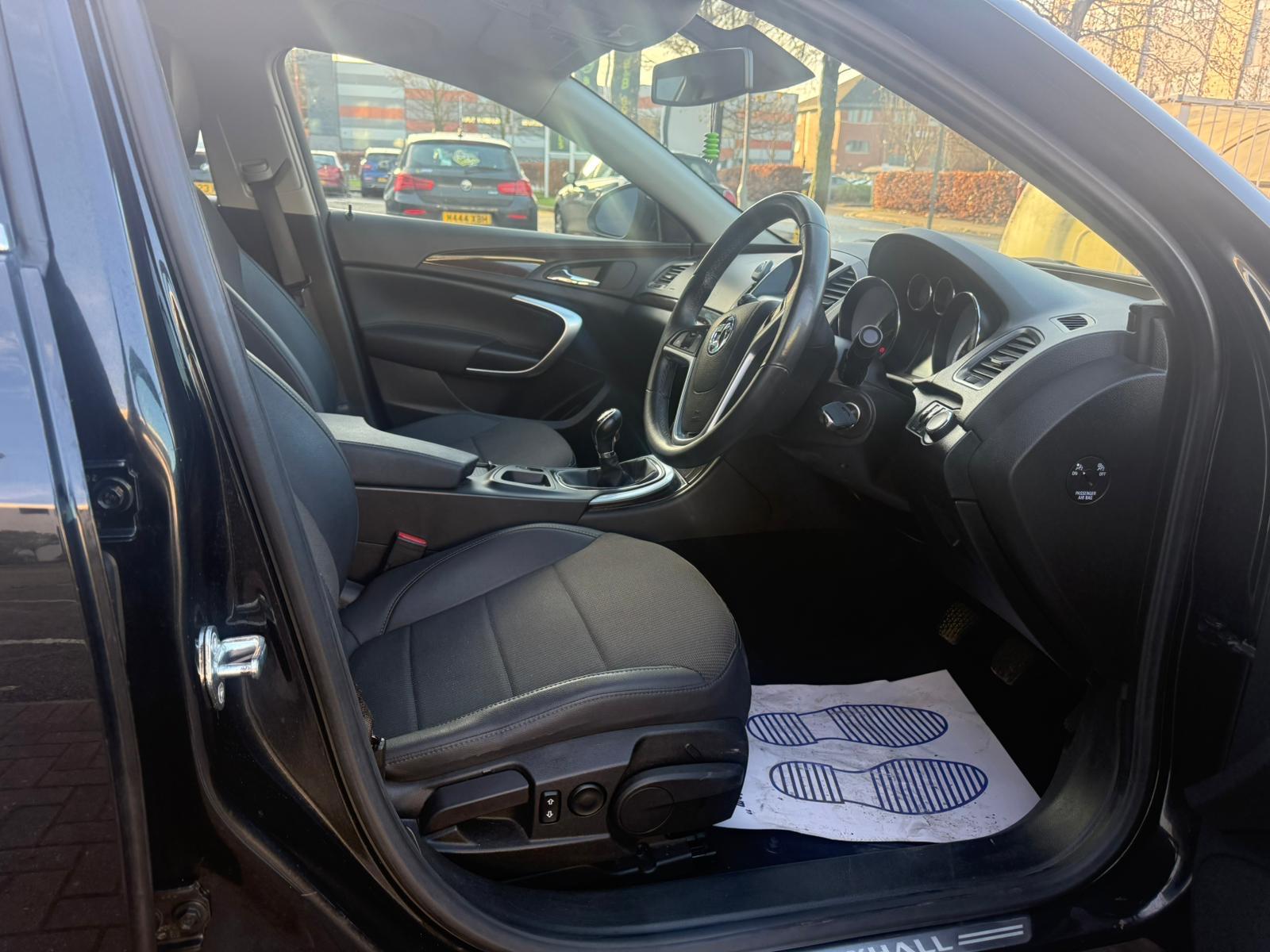 Vauxhall Insignia 2.0 CDTi SE Saloon 4dr Diesel Manual Euro 5 (130 ps)