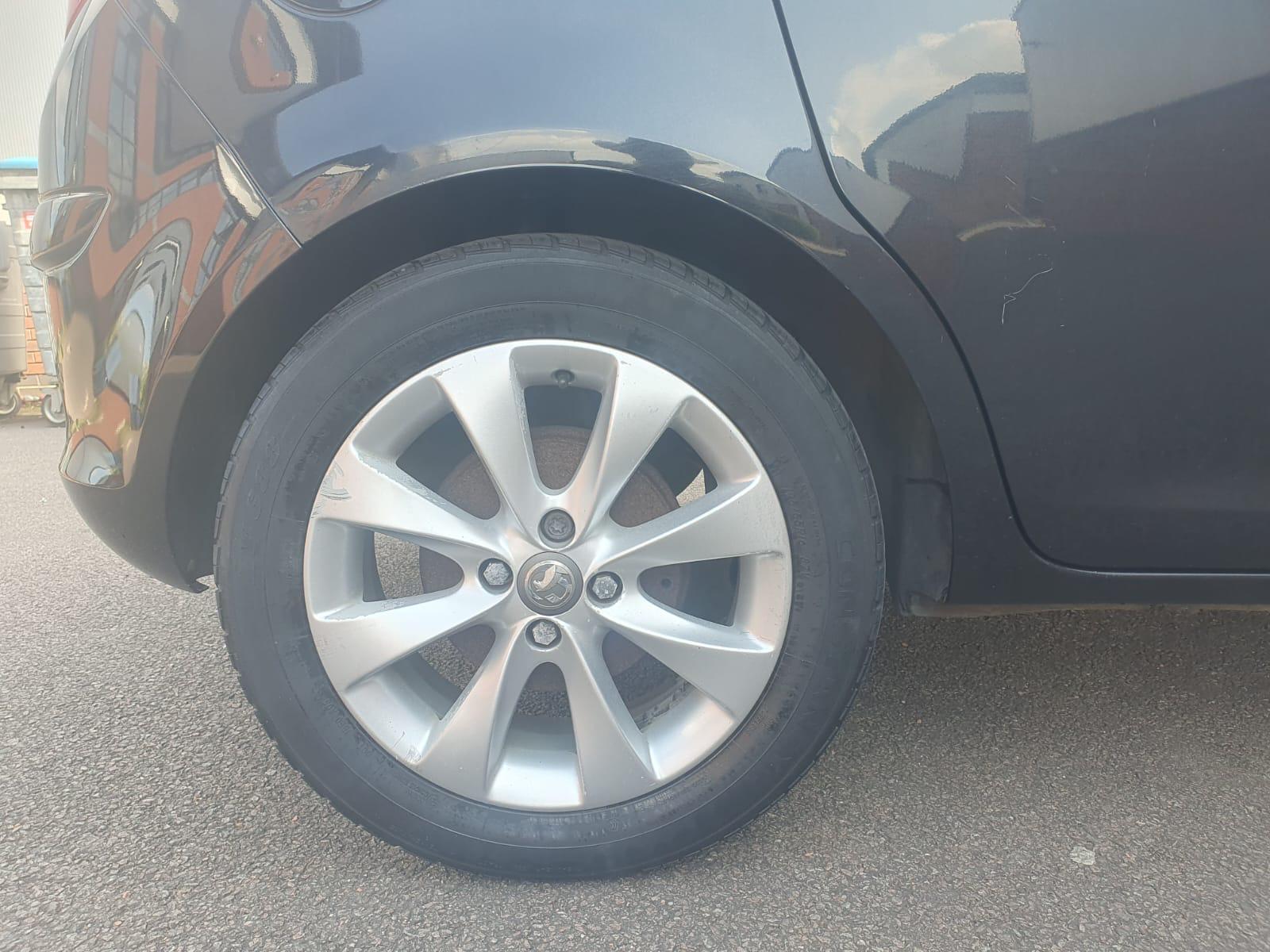 Vauxhall Corsa 1.2 16V Excite Hatchback 5dr Petrol Manual Euro 5 (A/C) (85 ps)