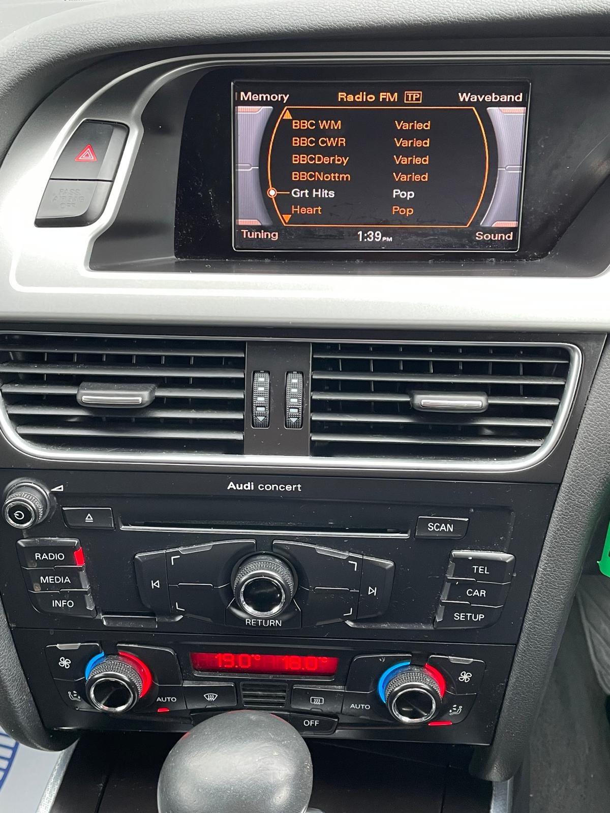 Audi A4 Avant 2.0 TDI Executive SE Estate 5dr Diesel Multitronic Euro 4 (143 ps)