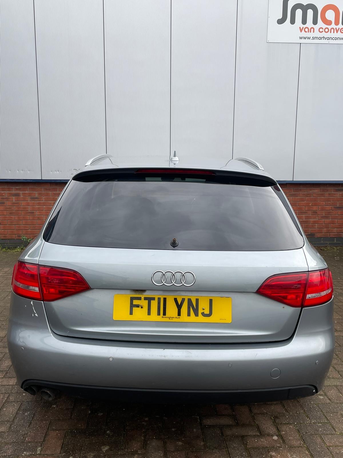 Audi A4 Avant 2.0 TDI Executive SE Estate 5dr Diesel Multitronic Euro 4 (143 ps)