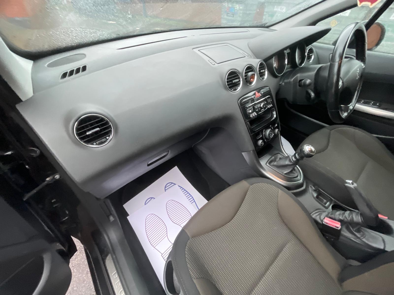 Peugeot 308 1.6 e-HDi Active Hatchback 5dr Diesel Manual Euro 5 (s/s) (115 ps)