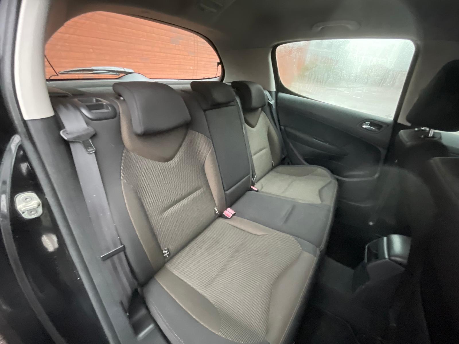 Peugeot 308 1.6 e-HDi Active Hatchback 5dr Diesel Manual Euro 5 (s/s) (115 ps)