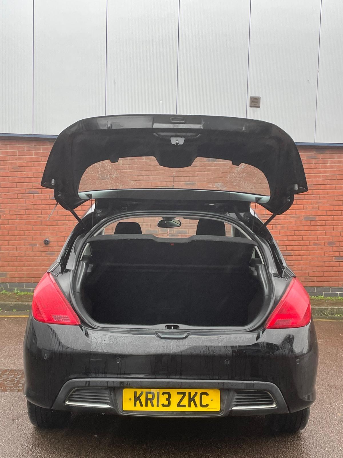 Peugeot 308 1.6 e-HDi Active Hatchback 5dr Diesel Manual Euro 5 (s/s) (115 ps)