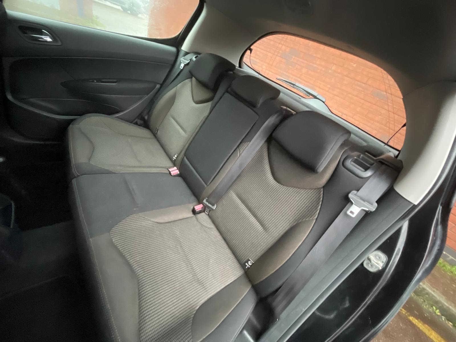 Peugeot 308 1.6 e-HDi Active Hatchback 5dr Diesel Manual Euro 5 (s/s) (115 ps)