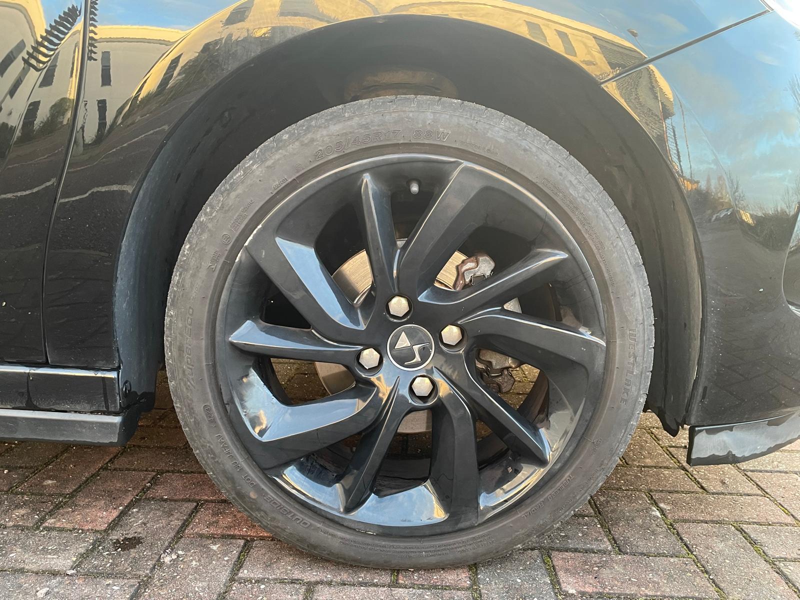 Citroen DS3 Cabrio 1.2 PureTech DStyle Plus Convertible 2dr Petrol Manual Euro 6 (s/s) (110 ps)