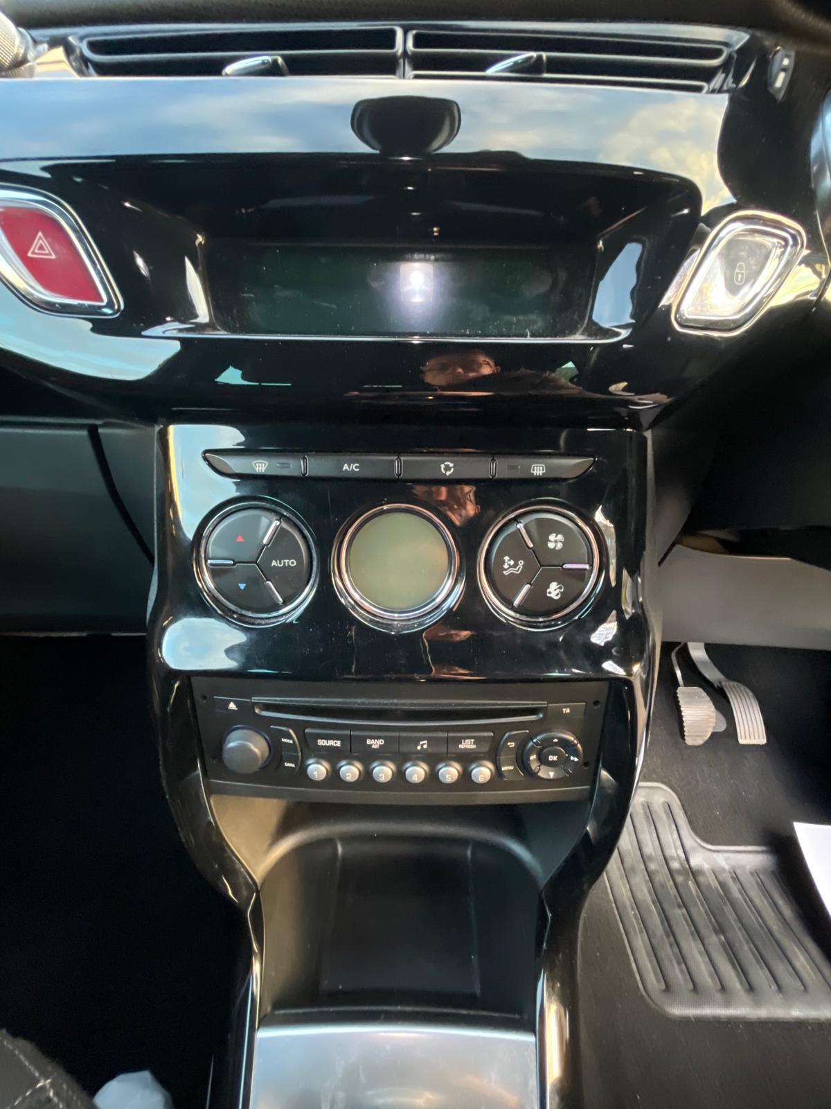 Citroen DS3 Cabrio 1.2 PureTech DStyle Plus Convertible 2dr Petrol Manual Euro 6 (s/s) (110 ps)