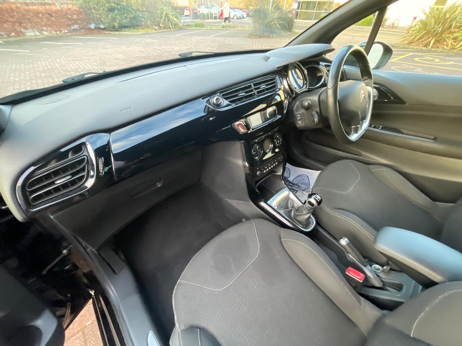 Citroen DS3 Cabrio 1.2 PureTech DStyle Plus Convertible 2dr Petrol Manual Euro 6 (s/s) (110 ps)