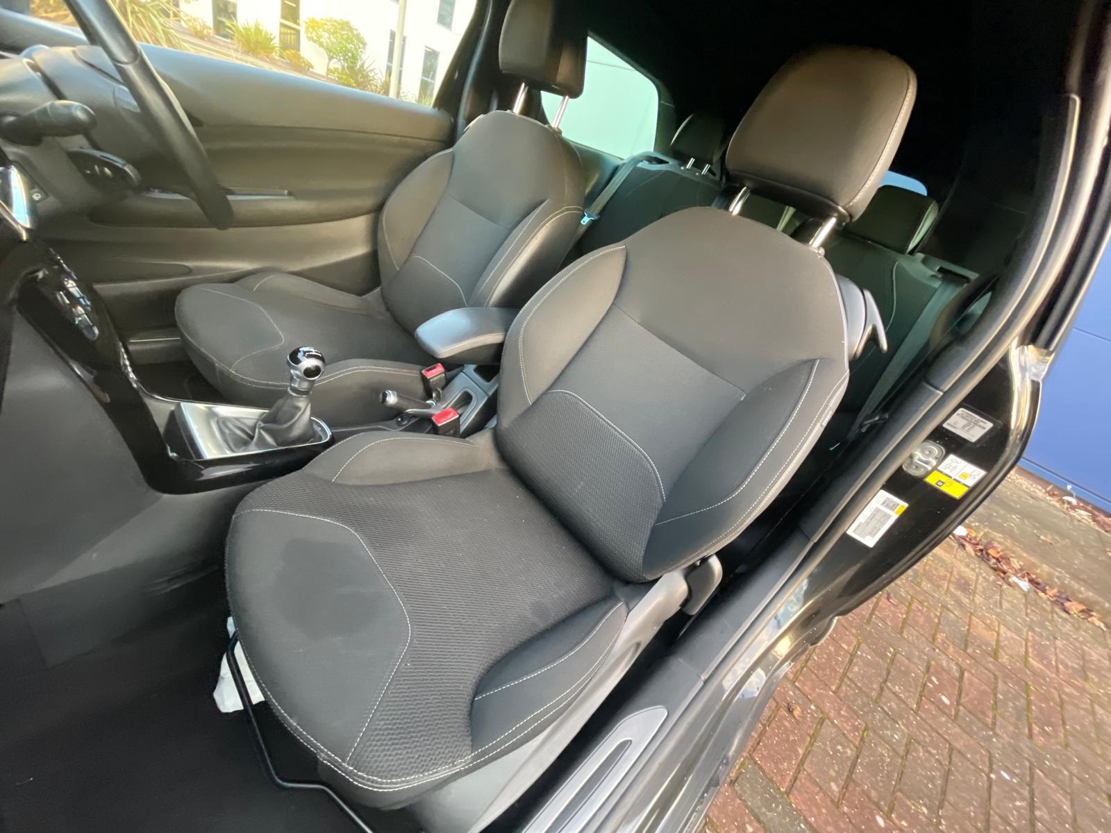 Citroen DS3 Cabrio 1.2 PureTech DStyle Plus Convertible 2dr Petrol Manual Euro 6 (s/s) (110 ps)