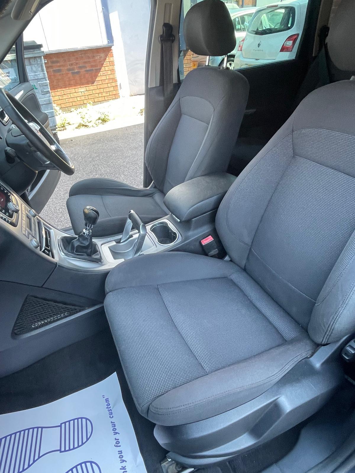 Ford S-Max 2.2 TDCi Titanium MPV 5dr Diesel Manual (176 g/km, 173 bhp)