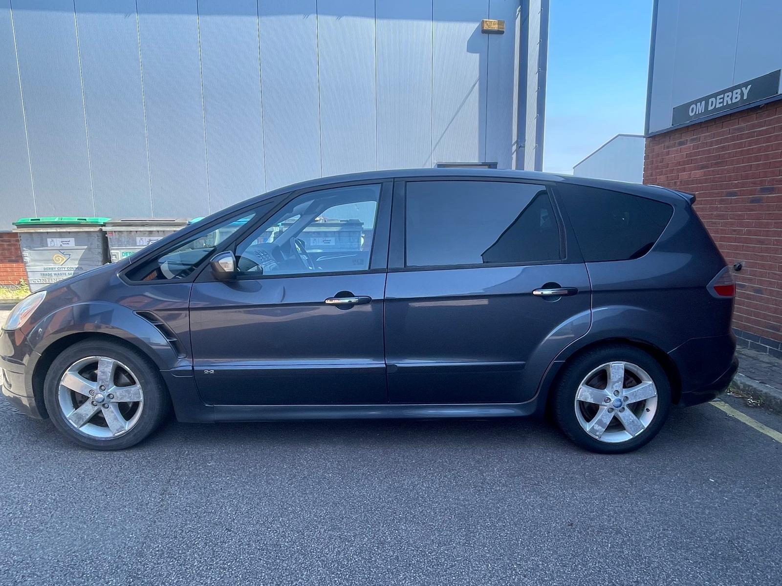 Ford S-Max 2.2 TDCi Titanium MPV 5dr Diesel Manual (176 g/km, 173 bhp)