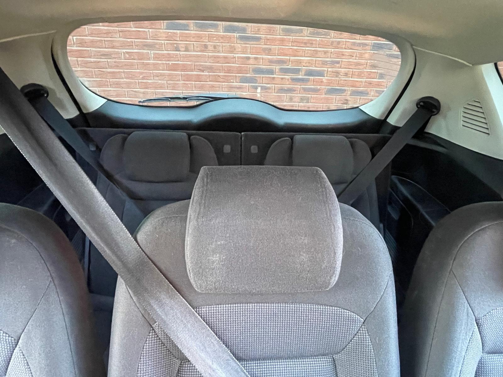 Ford S-Max 2.2 TDCi Titanium MPV 5dr Diesel Manual (176 g/km, 173 bhp)