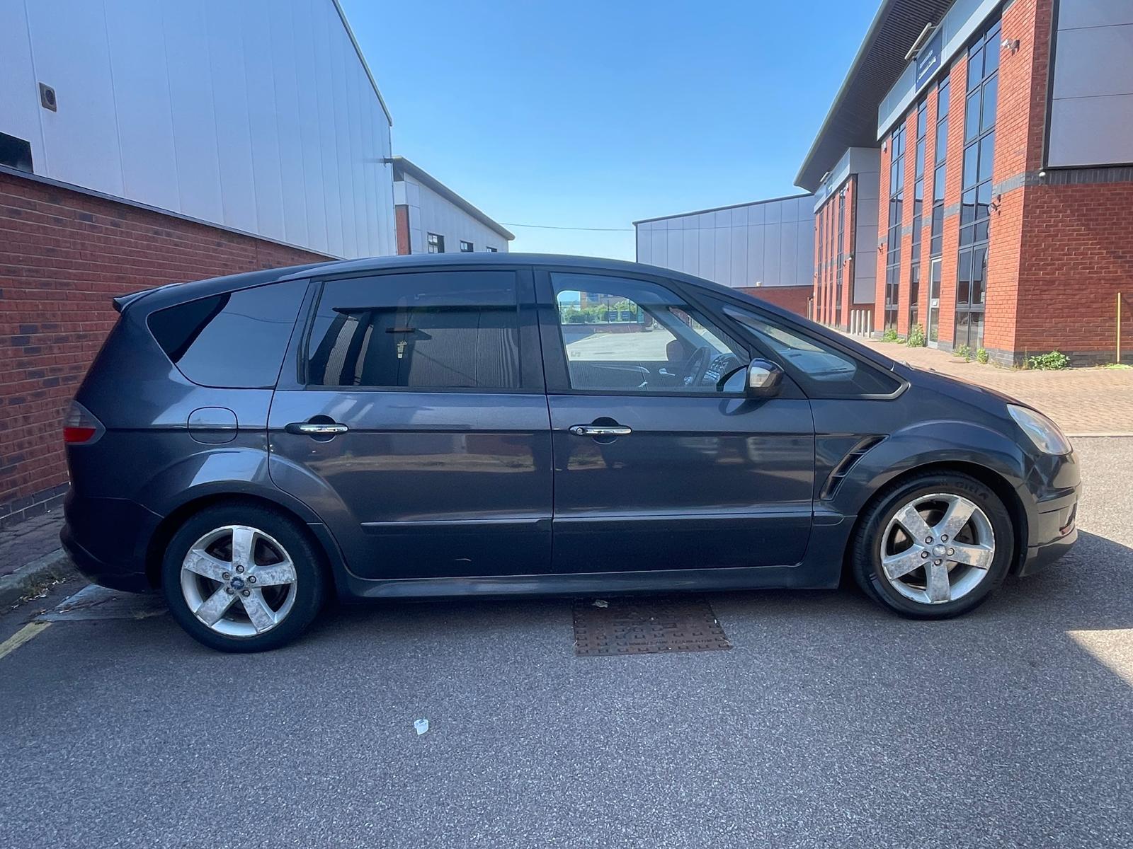Ford S-Max 2.2 TDCi Titanium MPV 5dr Diesel Manual (176 g/km, 173 bhp)