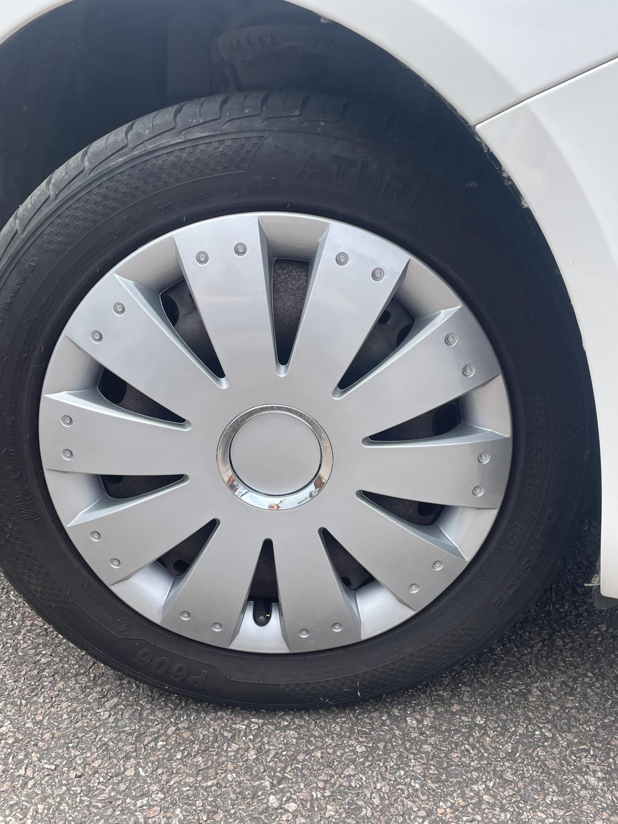 Skoda Fabia 1.2 S Hatchback 5dr Petrol Manual Euro 5 (60 ps)