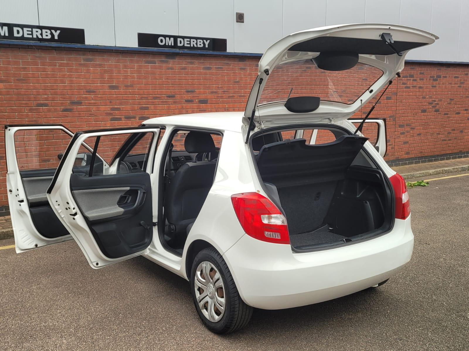 Skoda Fabia 1.2 S Hatchback 5dr Petrol Manual Euro 5 (60 ps)