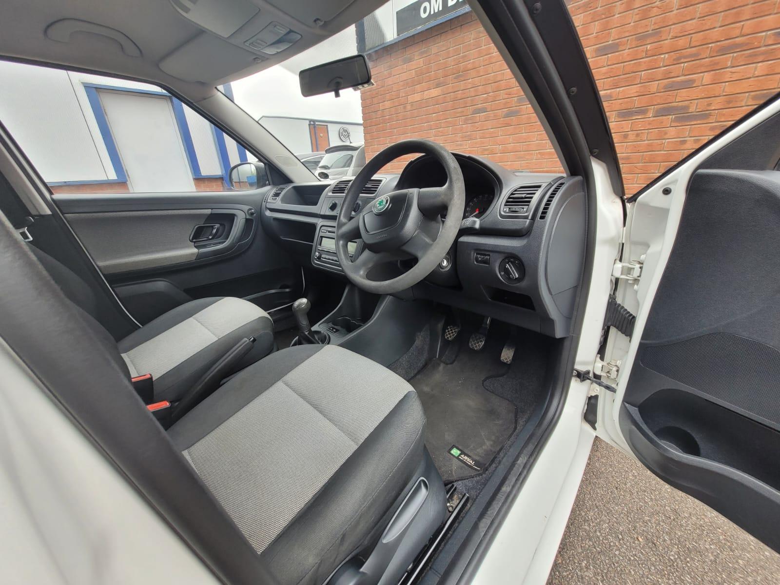 Skoda Fabia 1.2 S Hatchback 5dr Petrol Manual Euro 5 (60 ps)